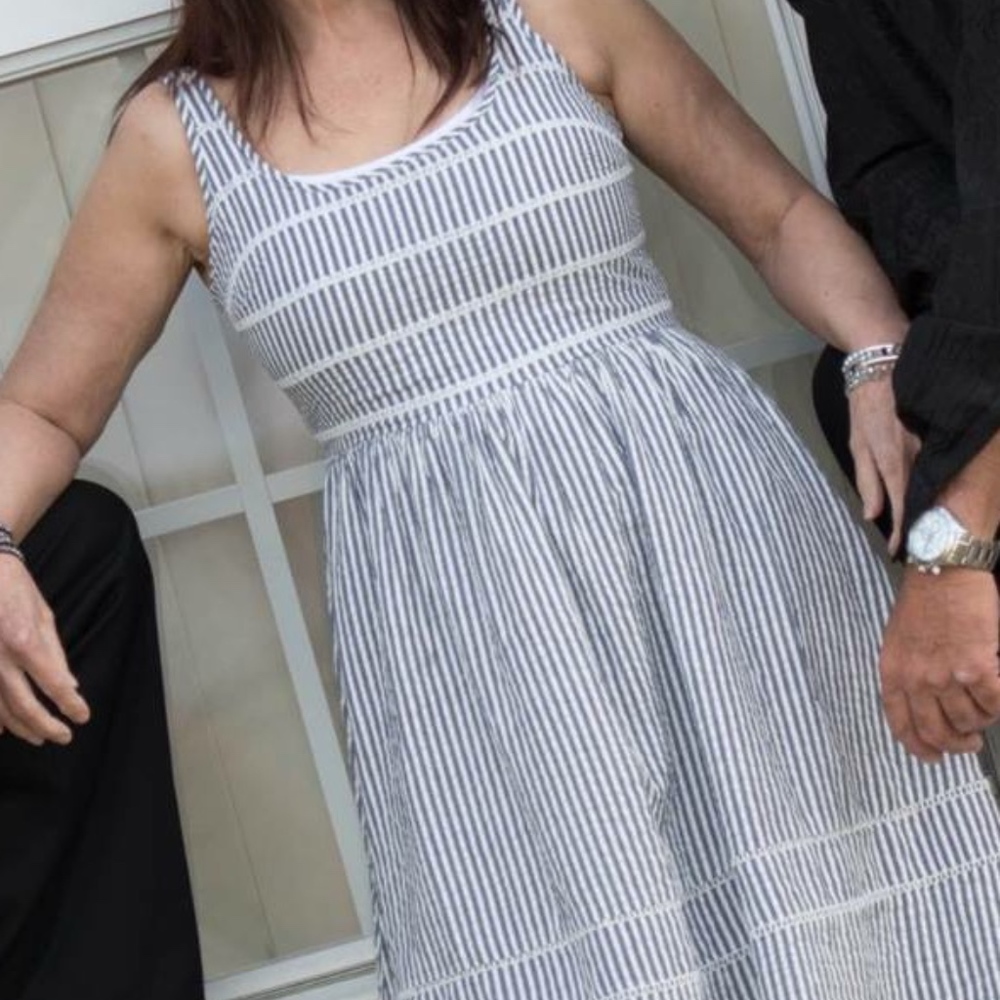 Old Navy Seersucker striped dress size XS - Picture 5 of 5